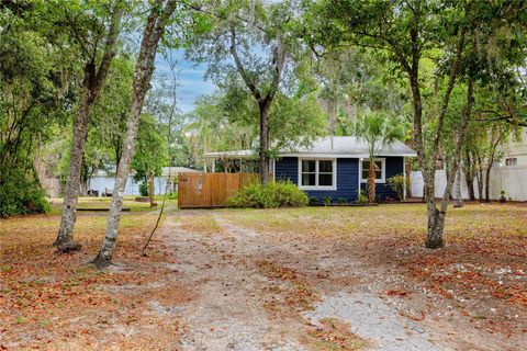 Photo of 7134 Lauder Place, Tampa, FL 33617 (MLS # TB8508164)