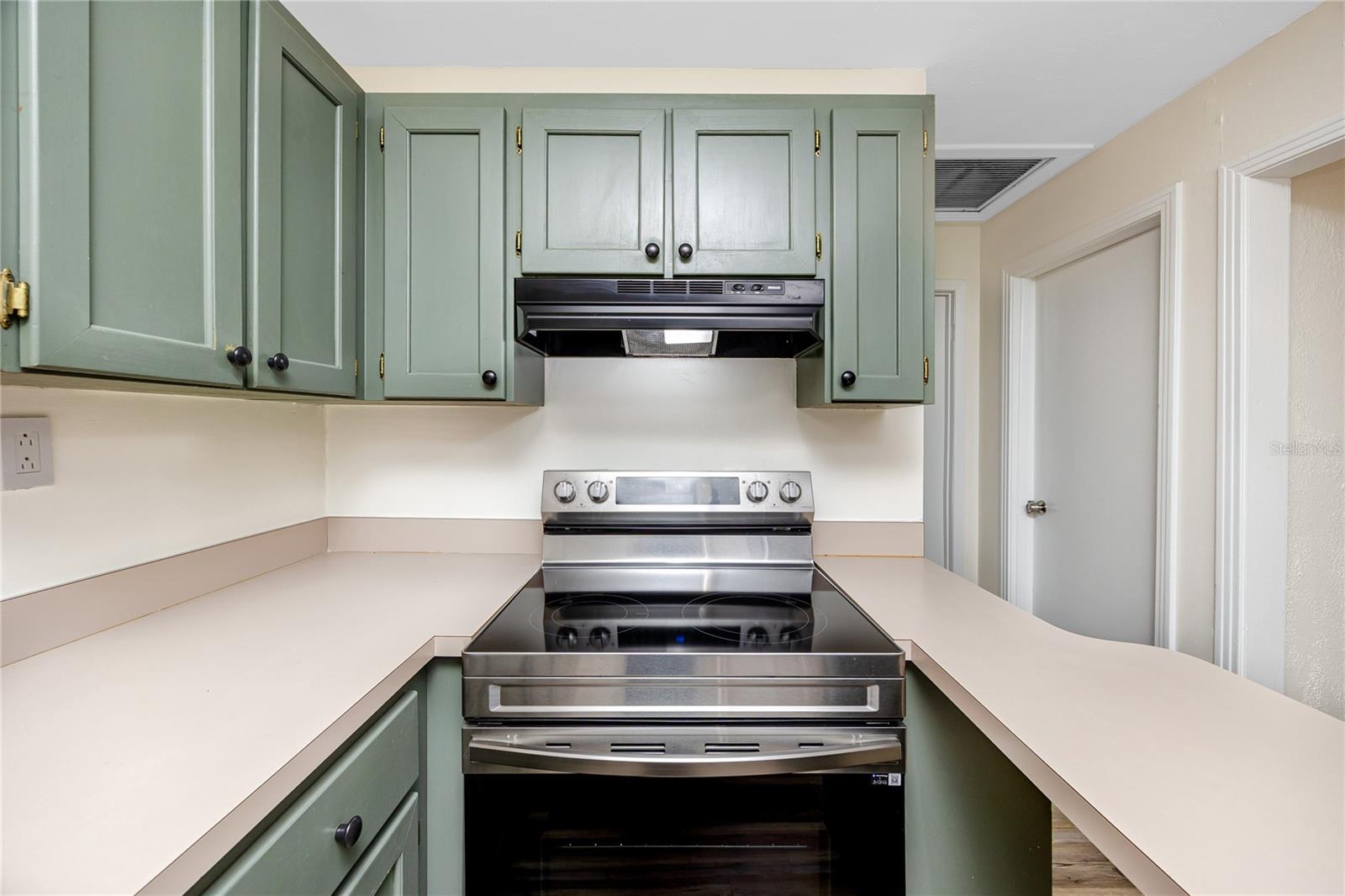 TEMPLE TERRACE ESTATES - Residential