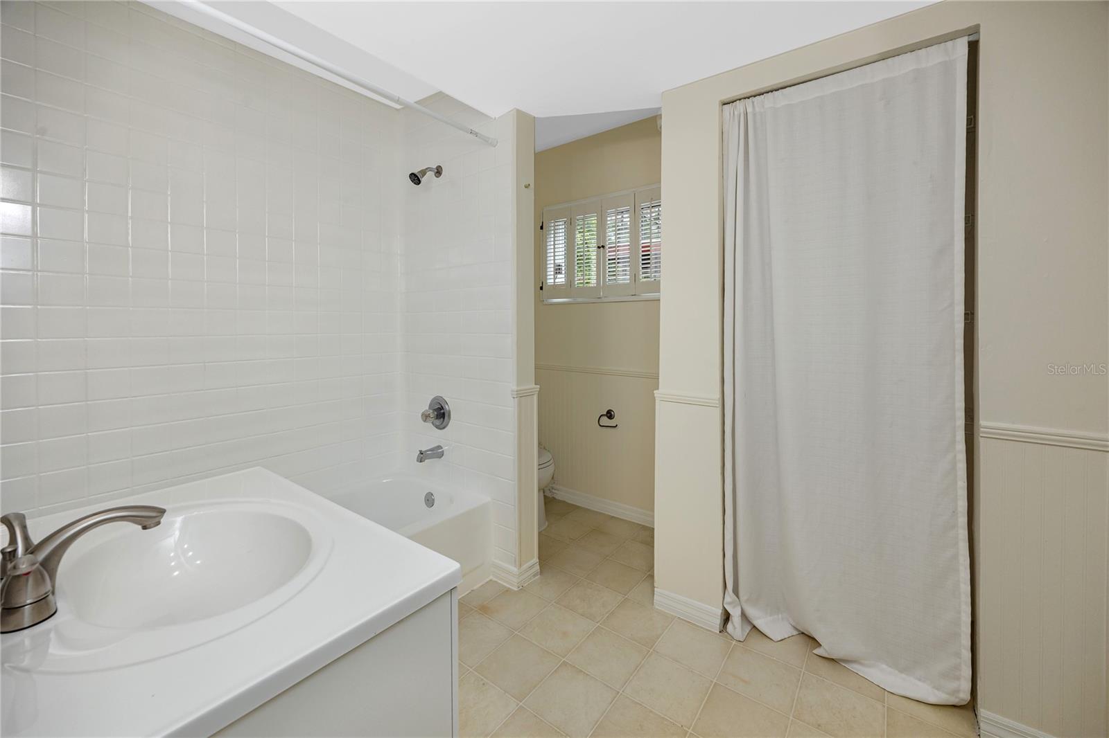 TEMPLE TERRACE ESTATES - Residential