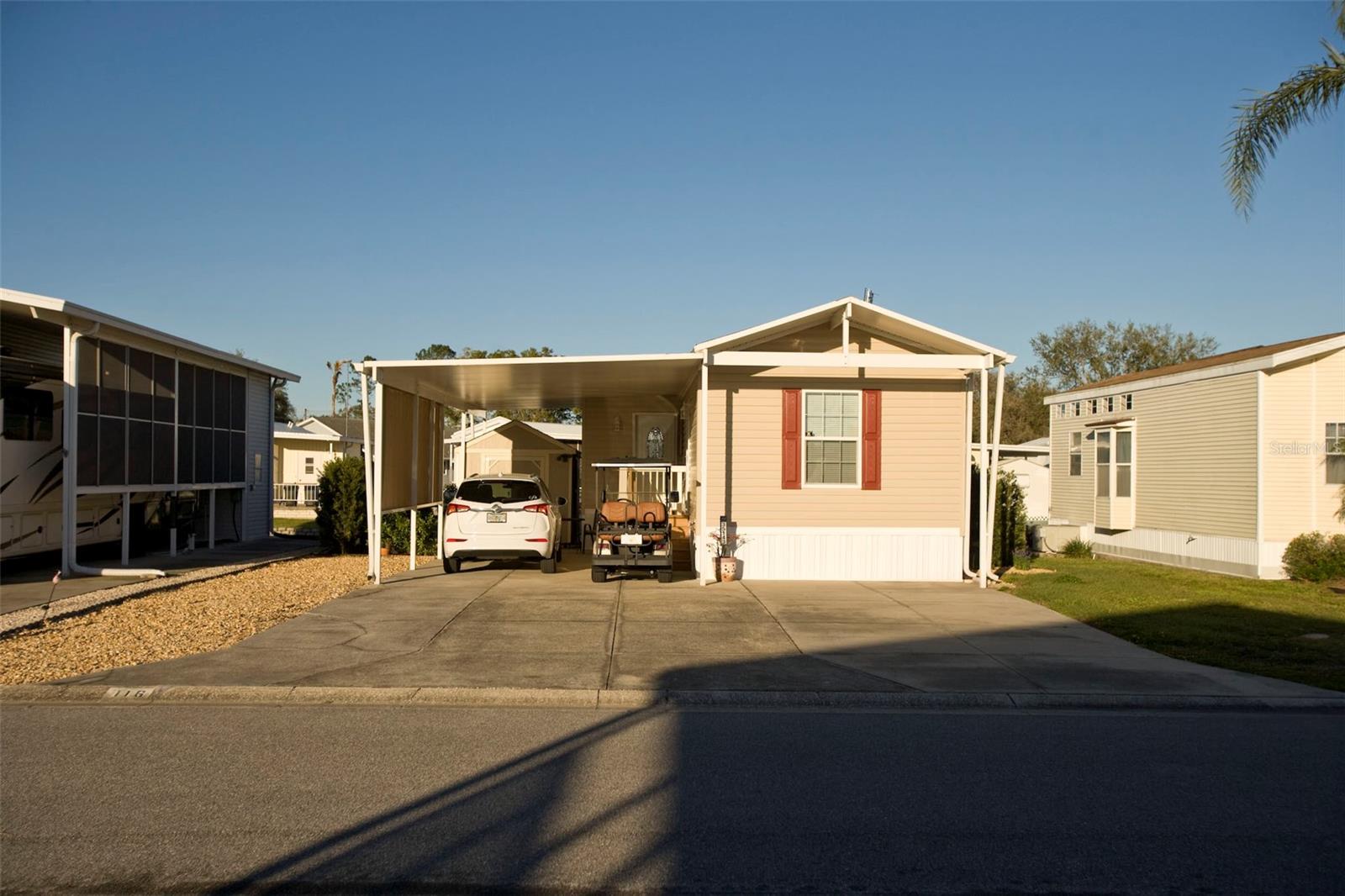 AMERICAN CONDOMINIUM PARKS ZEPHYRHILLS - Residential