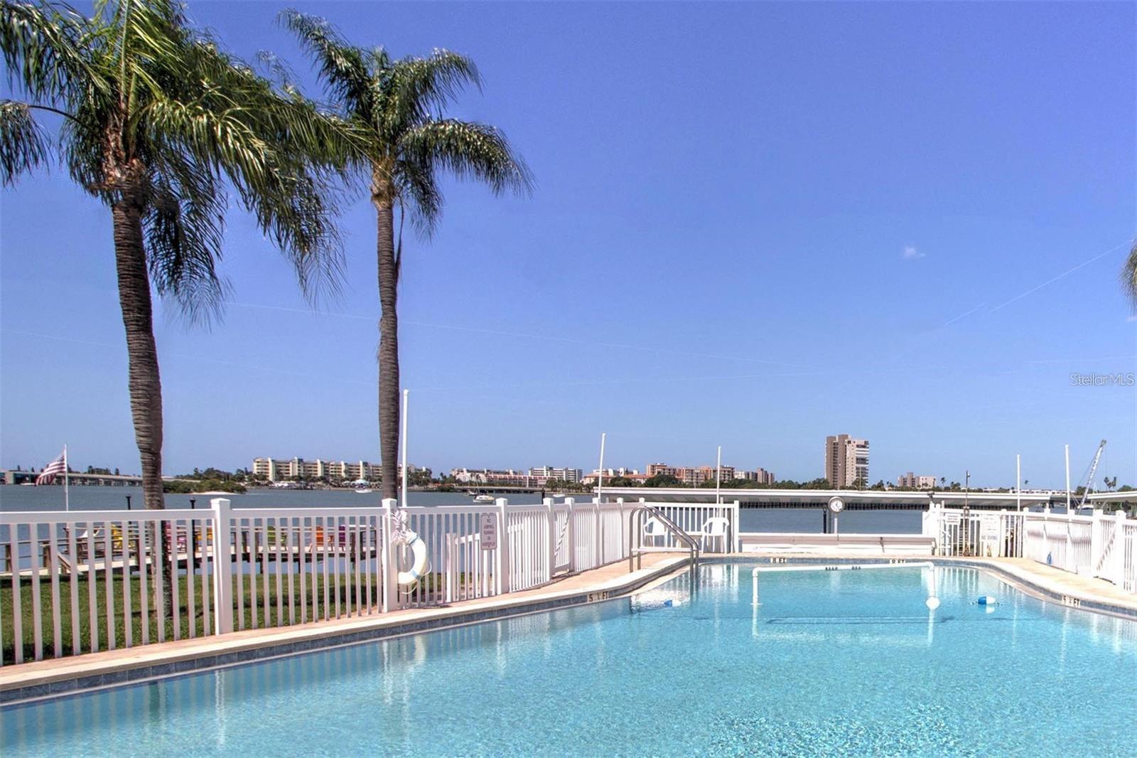 1868 SHORE DRIVE S 102