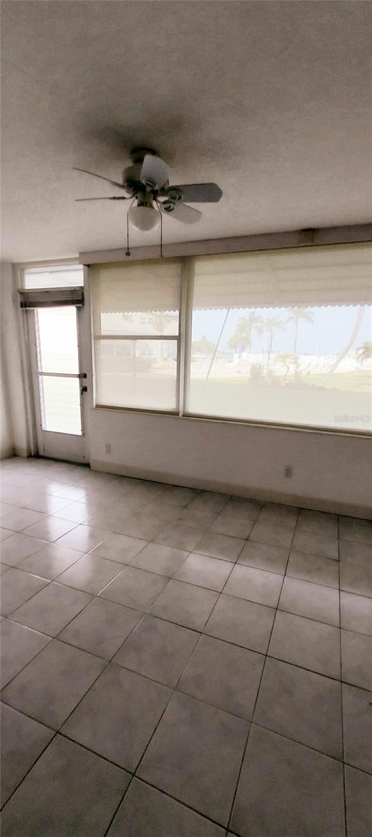 SHORE TOWERS BLDG - Residential Lease