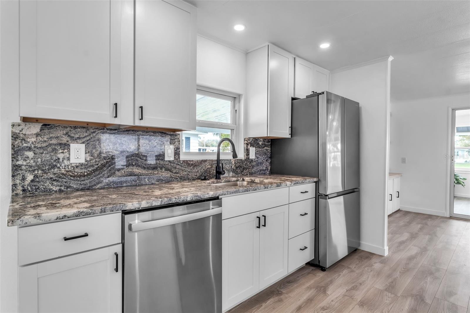 ALAMEDA ISLES - Residential Lease