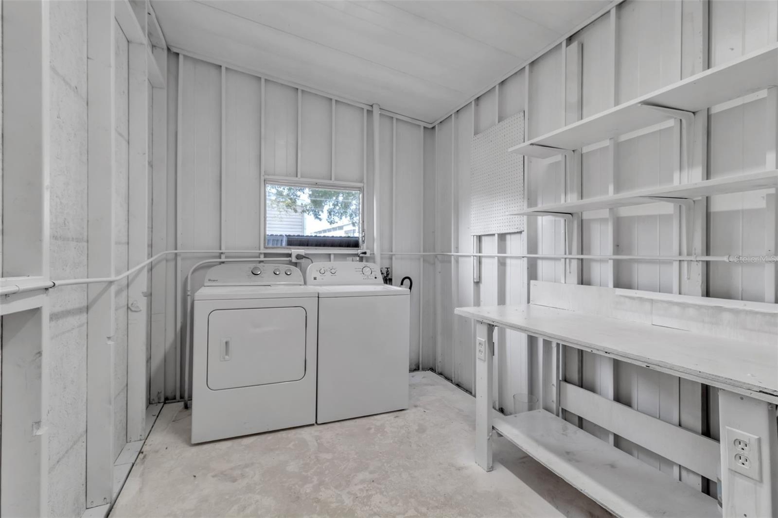 ALAMEDA ISLES - Residential Lease