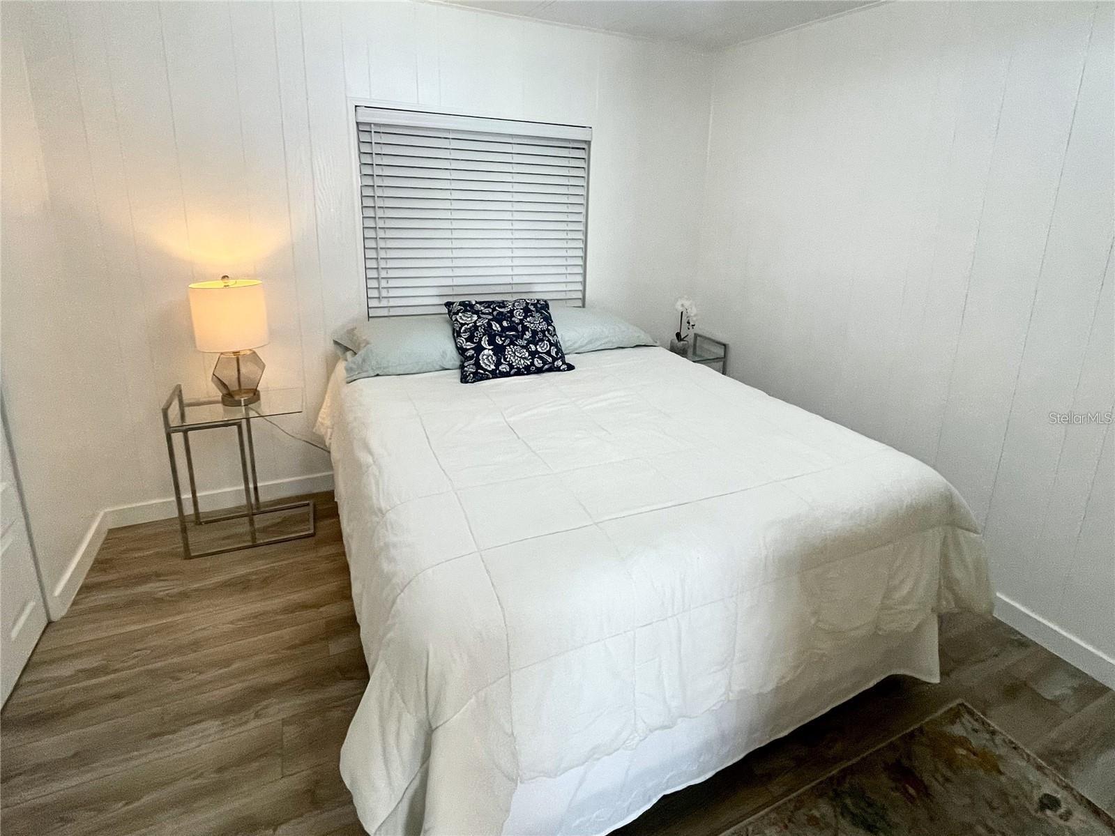 ALAMEDA ISLES - Residential Lease