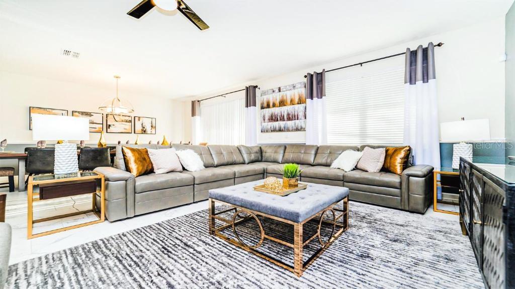 STONEYBROOK SOUTH TR K - Residential Lease