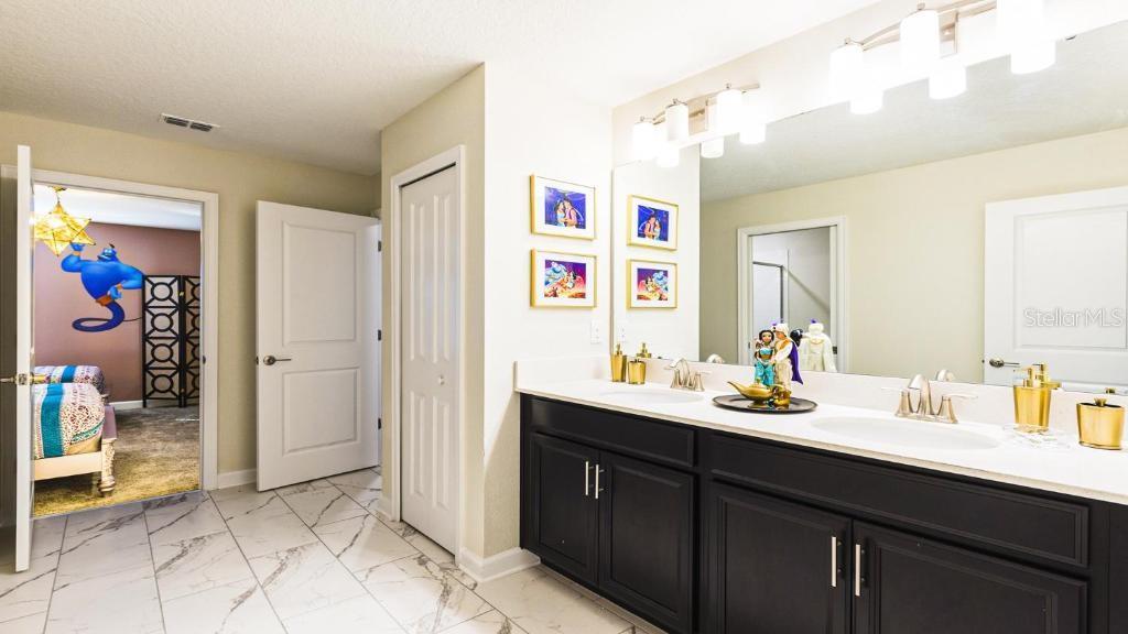 STONEYBROOK SOUTH TR K - Residential Lease