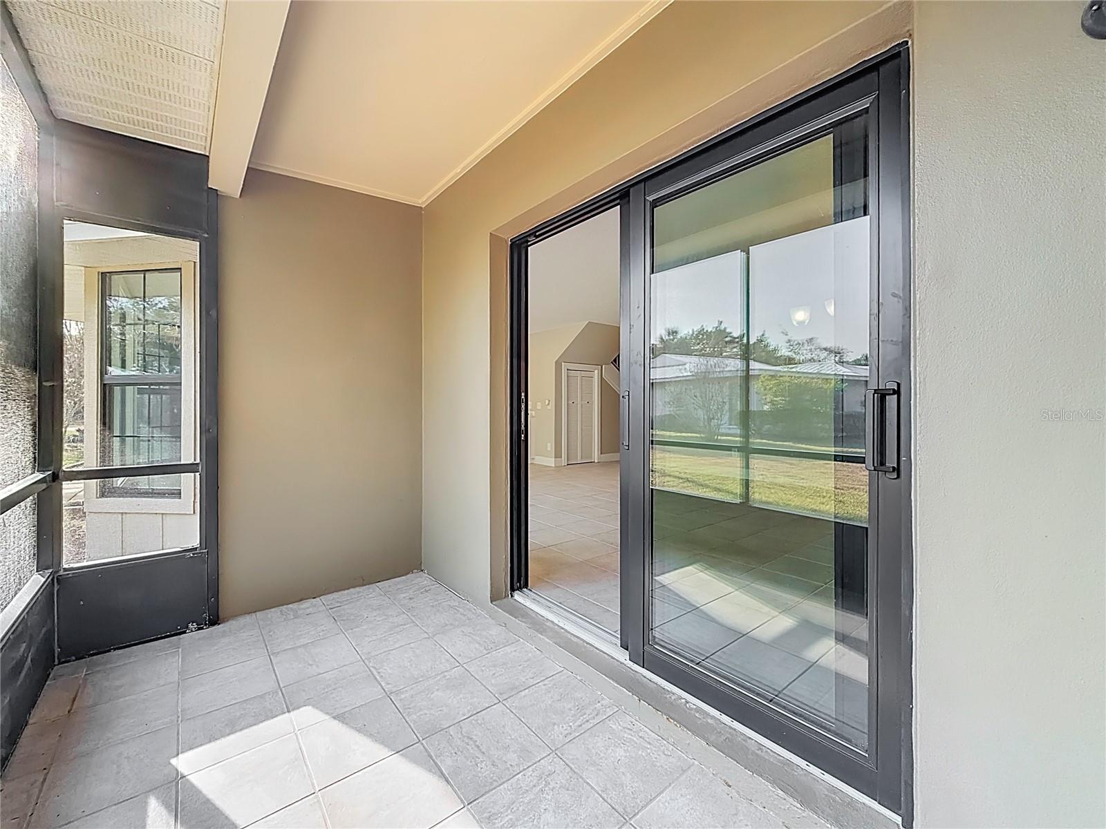 THE BAY VILLAS - Residential