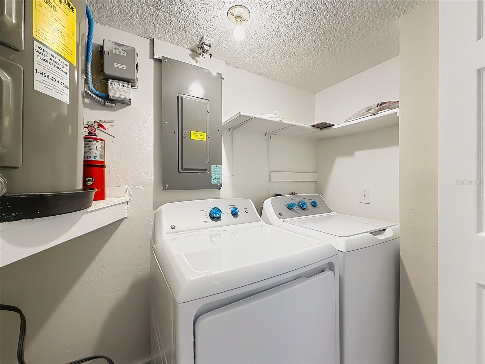 THE BAY VILLAS - Residential