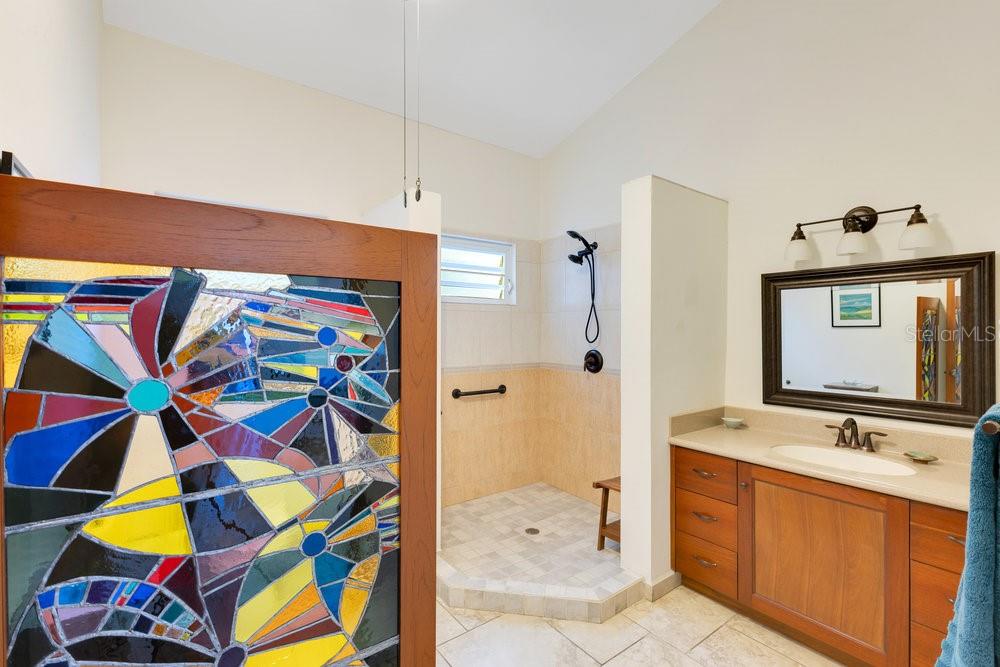 BO GUANIQUILLA - Residential