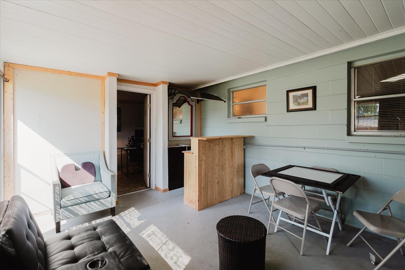 THE LAKES - Residential