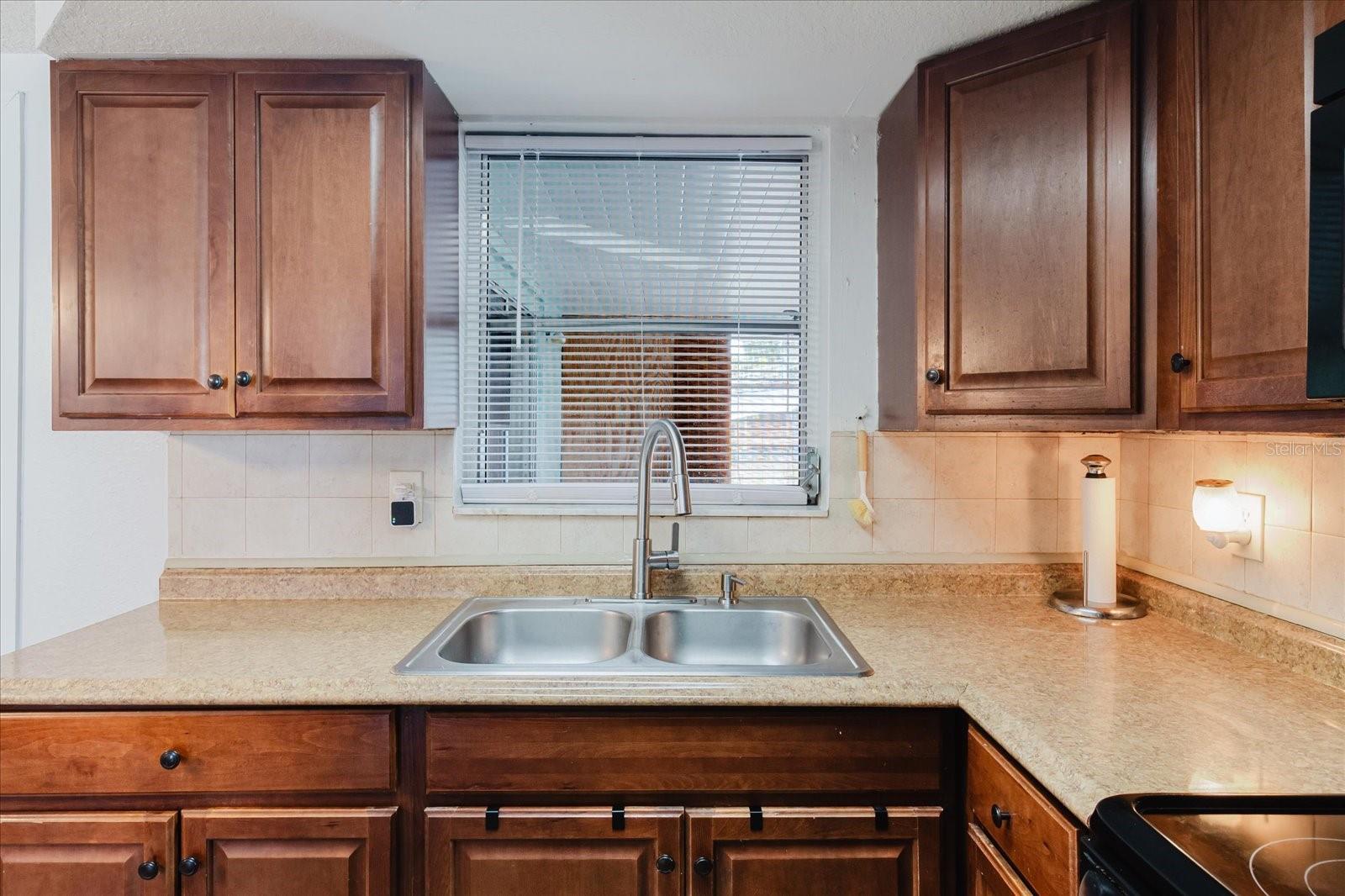 THE LAKES - Residential