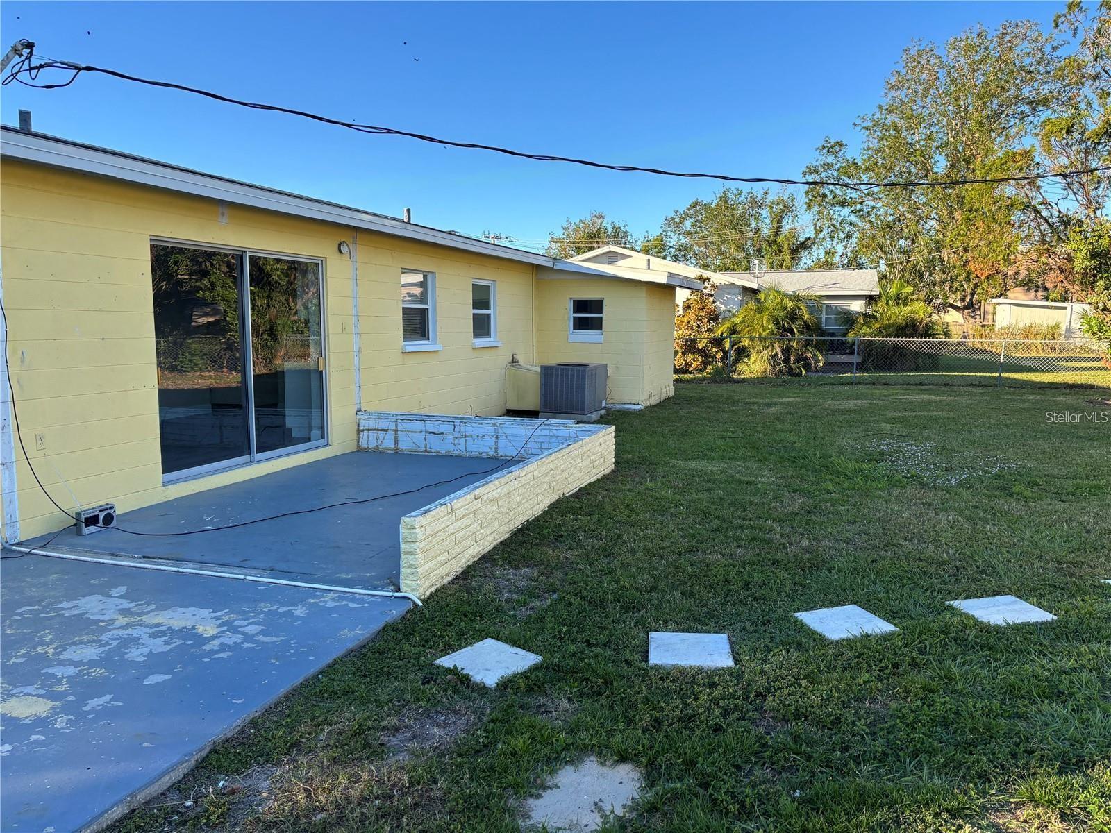 TANGELO PARK FIRST ADD - Residential Lease