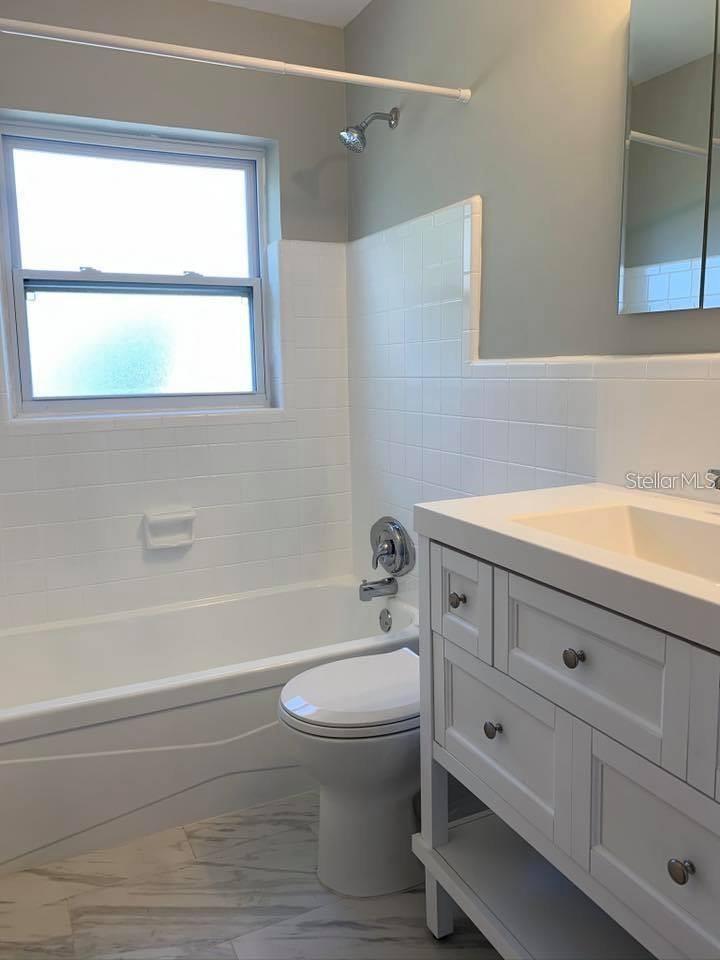 TANGELO PARK FIRST ADD - Residential Lease