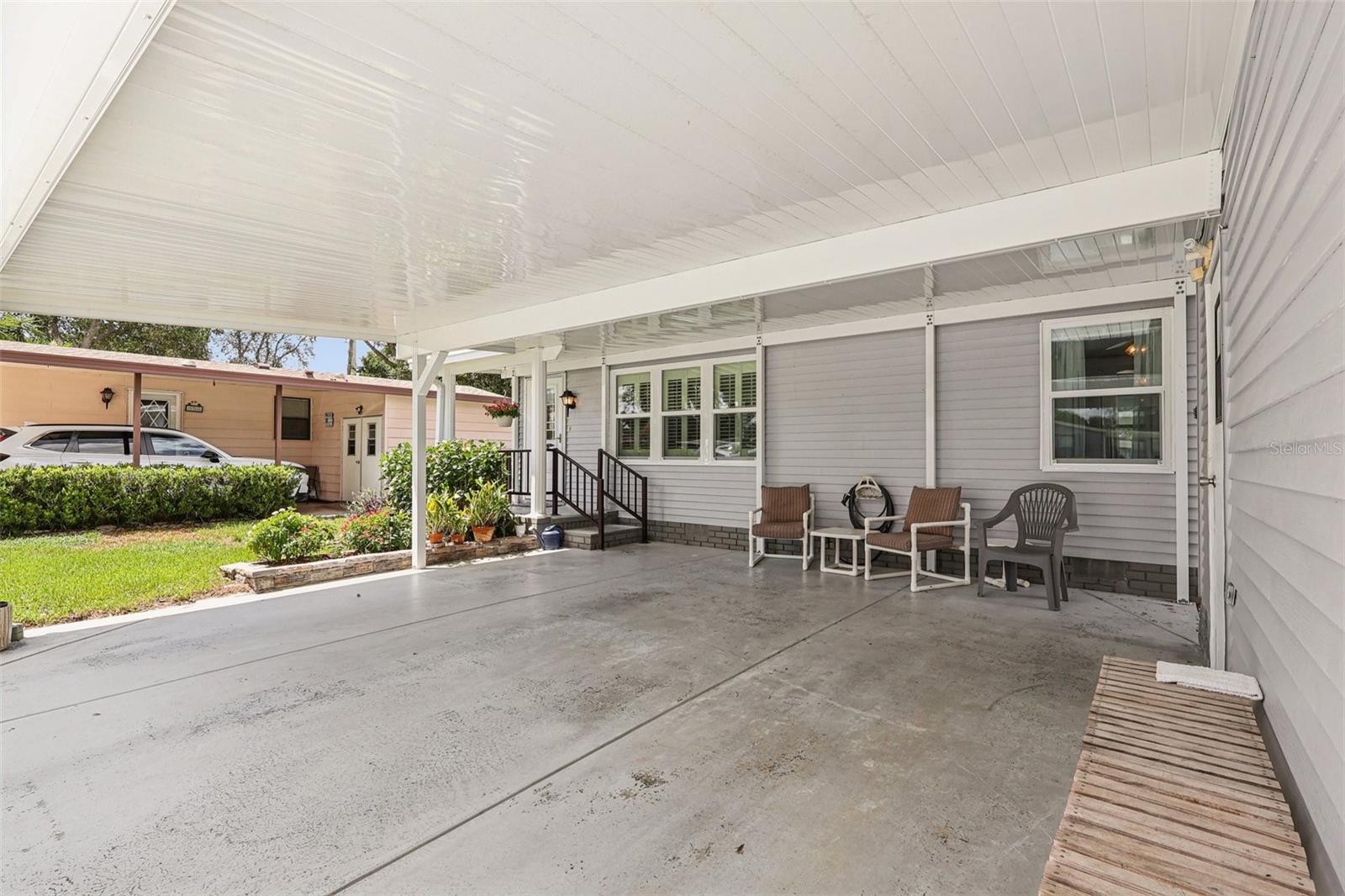 LADY LAKE ORANGE BLOSSOM GARDENS UNIT 08 - Residential