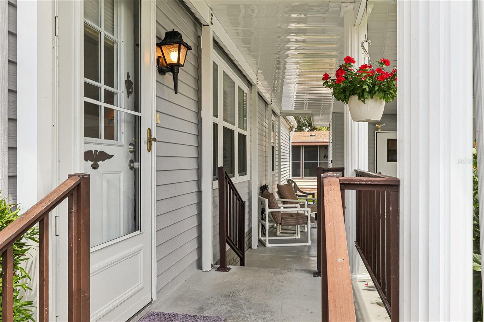 LADY LAKE ORANGE BLOSSOM GARDENS UNIT 08 - Residential
