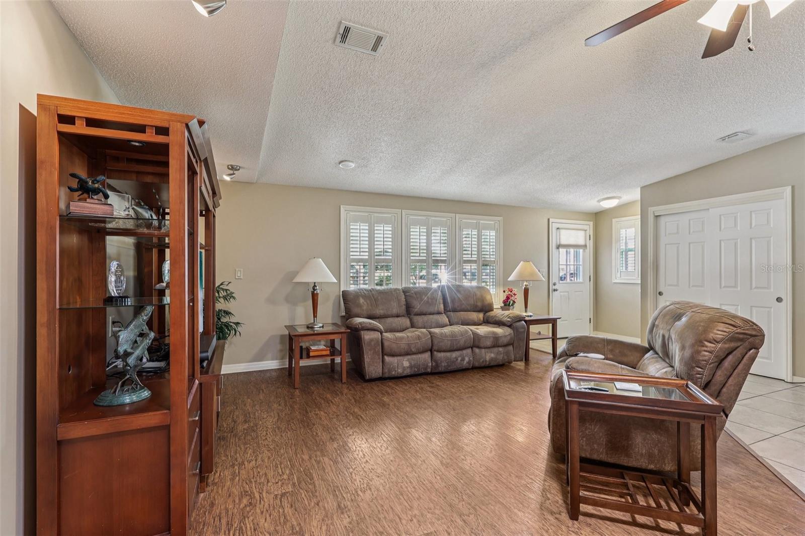 LADY LAKE ORANGE BLOSSOM GARDENS UNIT 08 - Residential