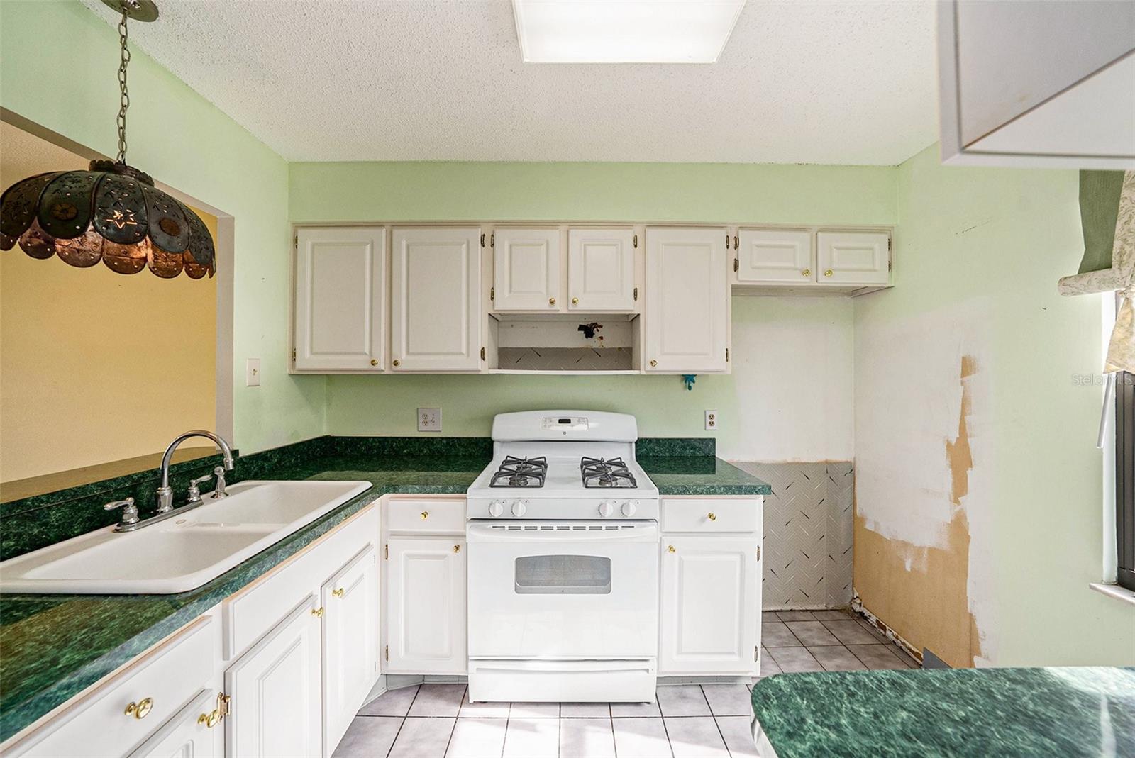 1483 FEATHER DRIVE