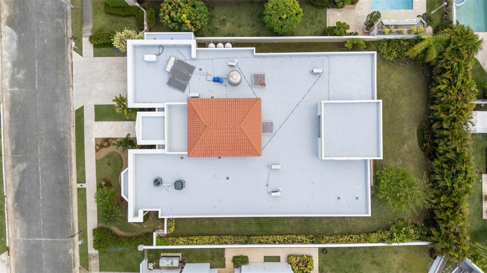 LOS PASEOS, CUPEY - Residential