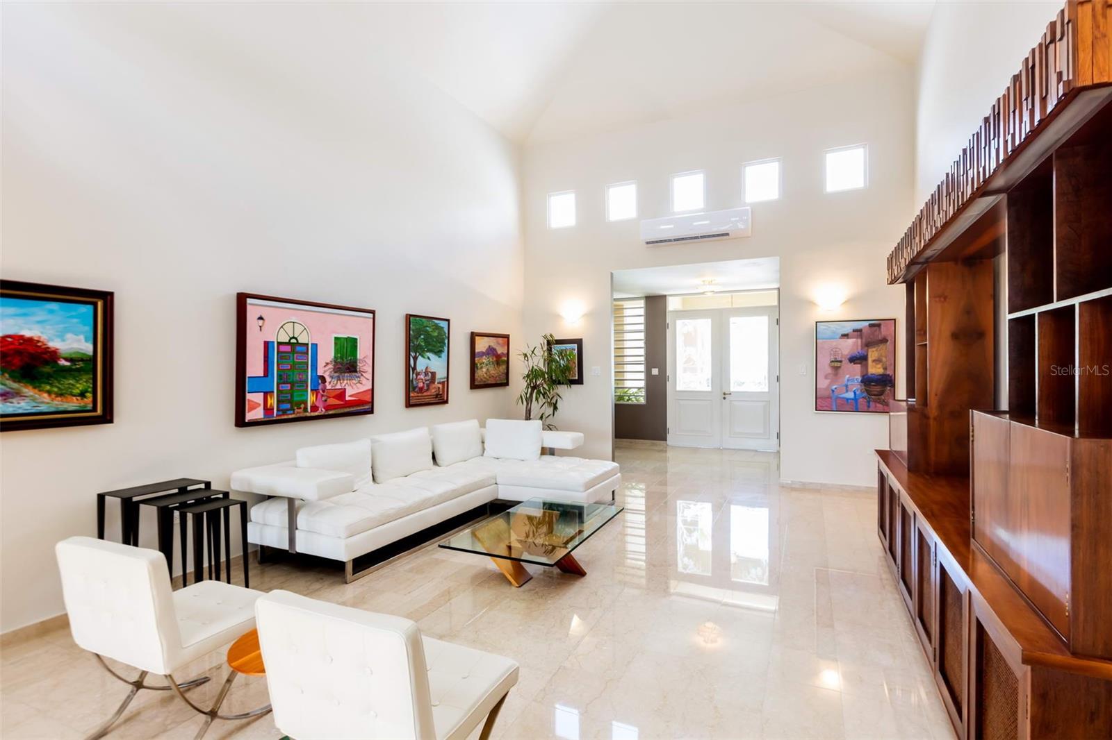 LOS PASEOS, CUPEY - Residential
