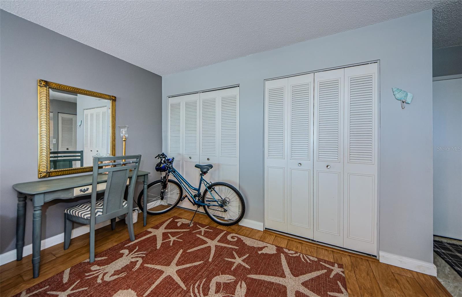 MEDITERRANEAN MANORS - Residential Lease