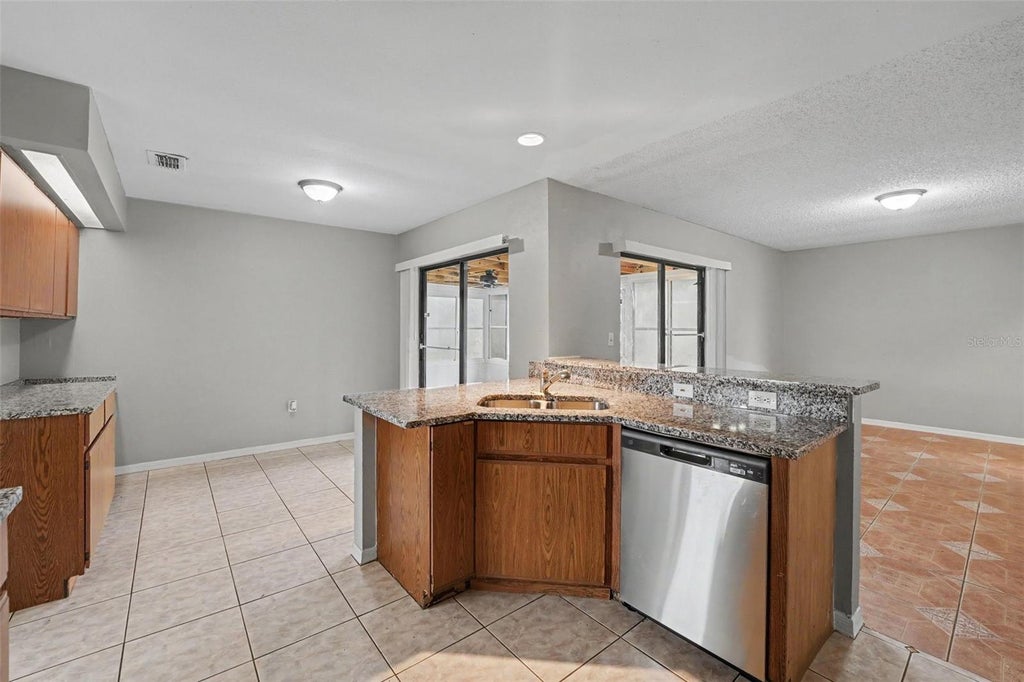 Photo of 32 York Court, Kissimmee, FL 34758 (MLS # O6439828)