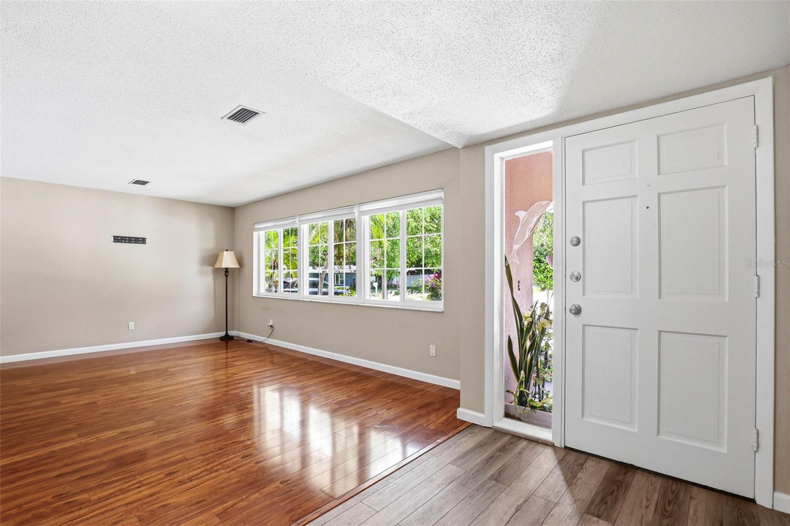 BAYVIEW ESTATES OF INDIAN ROCKS 4TH ADD - Residential