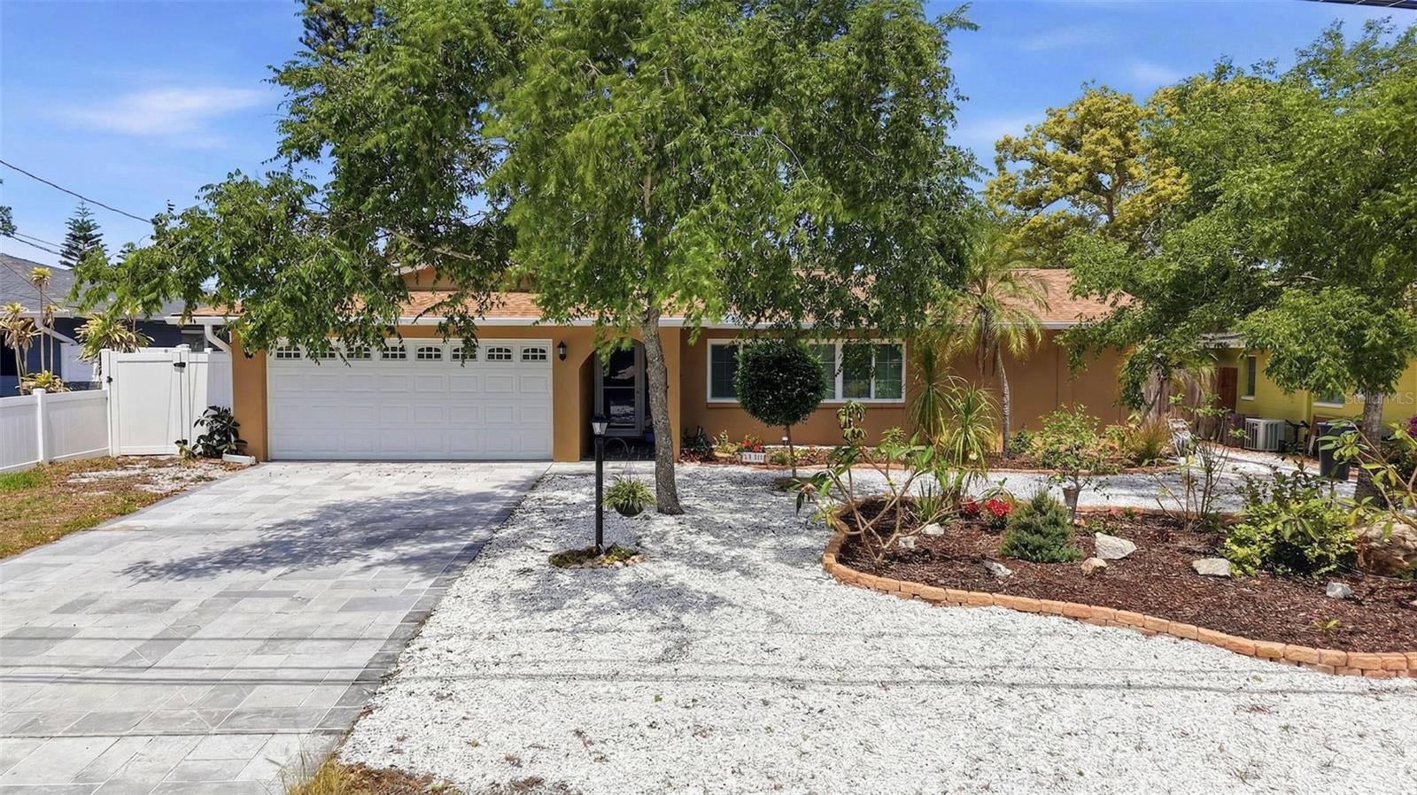 BAYVIEW ESTATES OF INDIAN ROCKS 4TH ADD - Residential