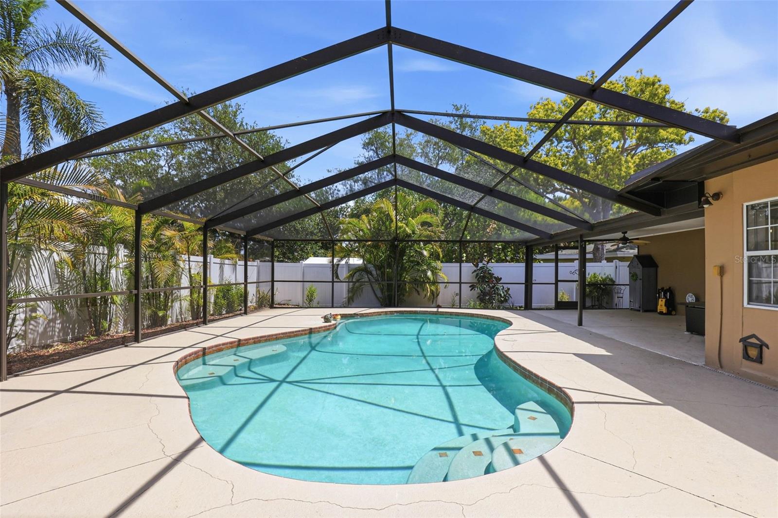 BAYVIEW ESTATES OF INDIAN ROCKS 4TH ADD - Residential