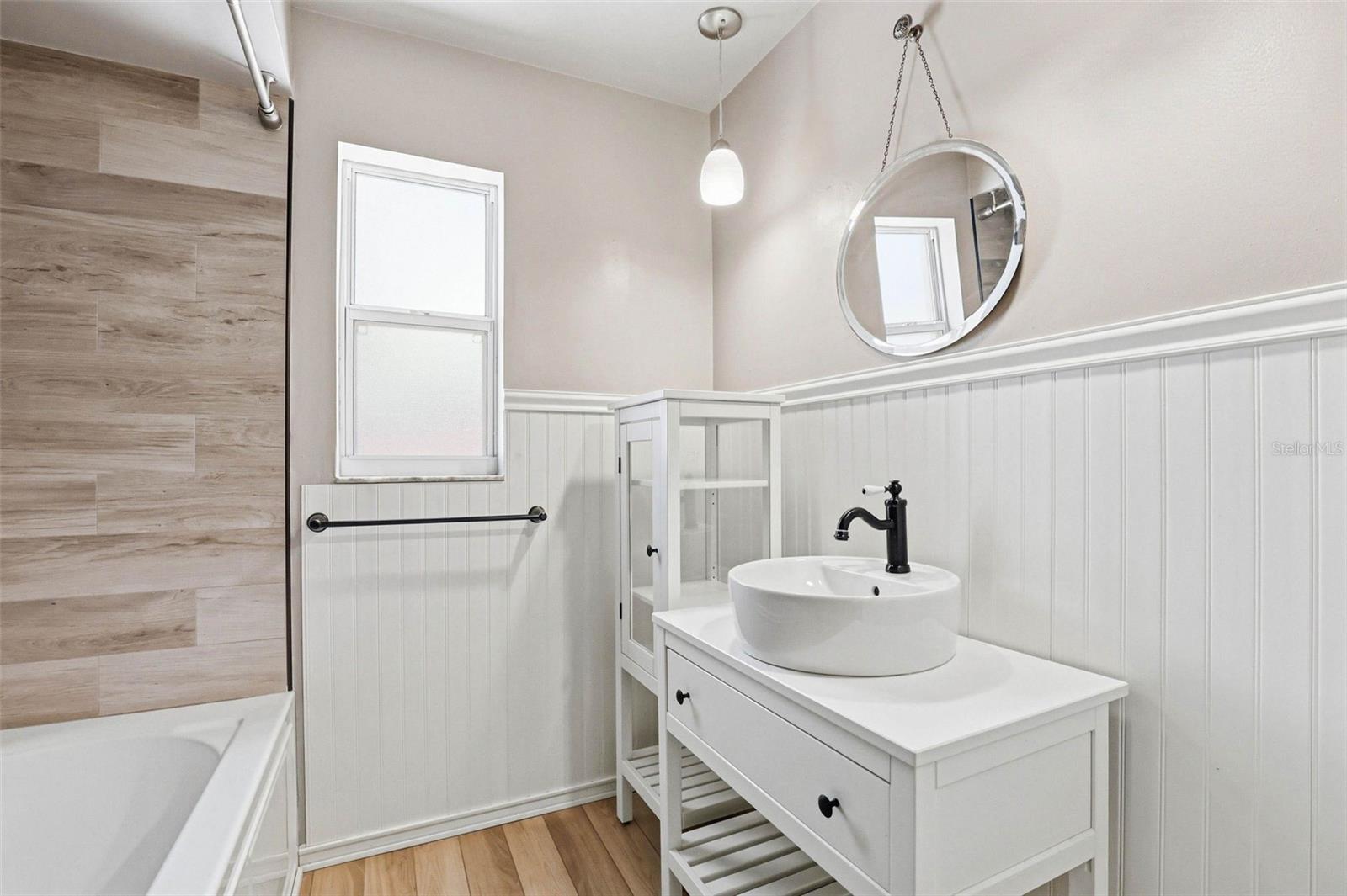 BAYVIEW ESTATES OF INDIAN ROCKS 4TH ADD - Residential