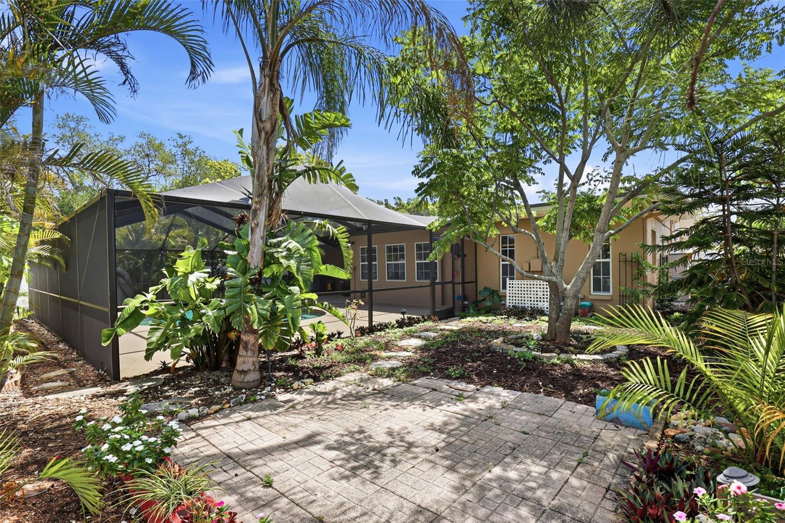 BAYVIEW ESTATES OF INDIAN ROCKS 4TH ADD - Residential