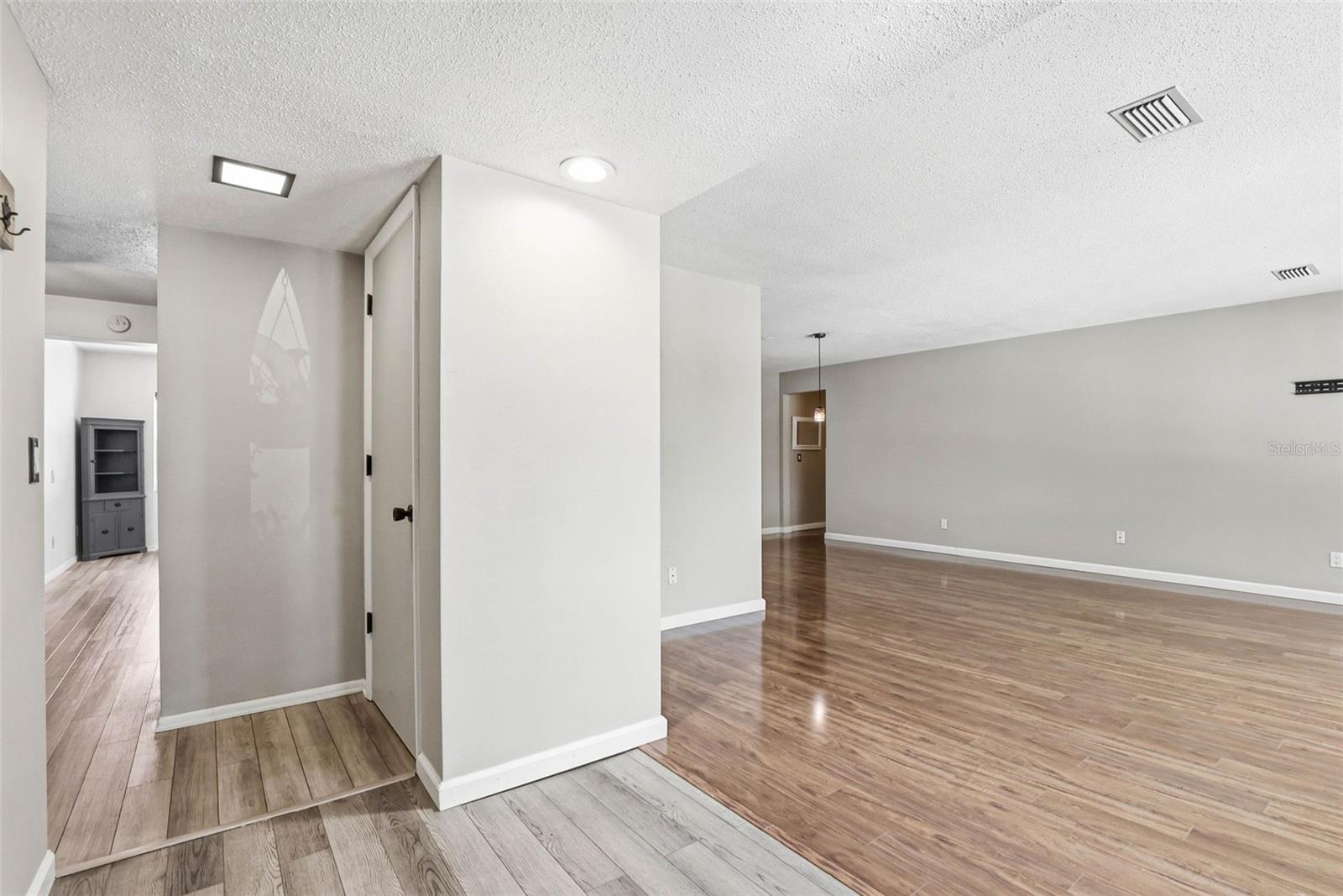 BAYVIEW ESTATES OF INDIAN ROCKS 4TH ADD - Residential