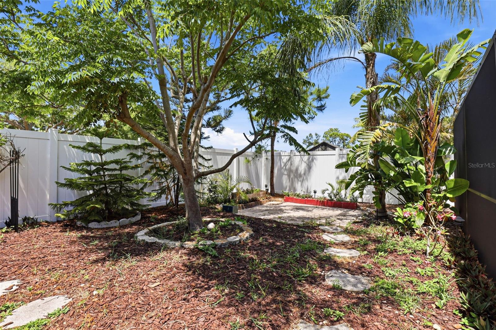 BAYVIEW ESTATES OF INDIAN ROCKS 4TH ADD - Residential