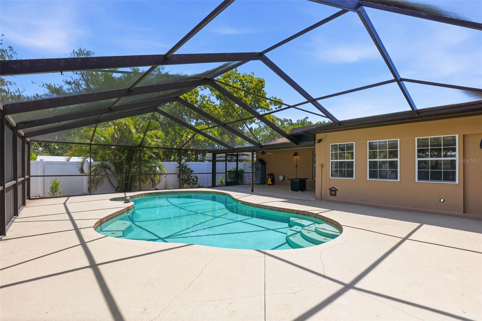 BAYVIEW ESTATES OF INDIAN ROCKS 4TH ADD - Residential