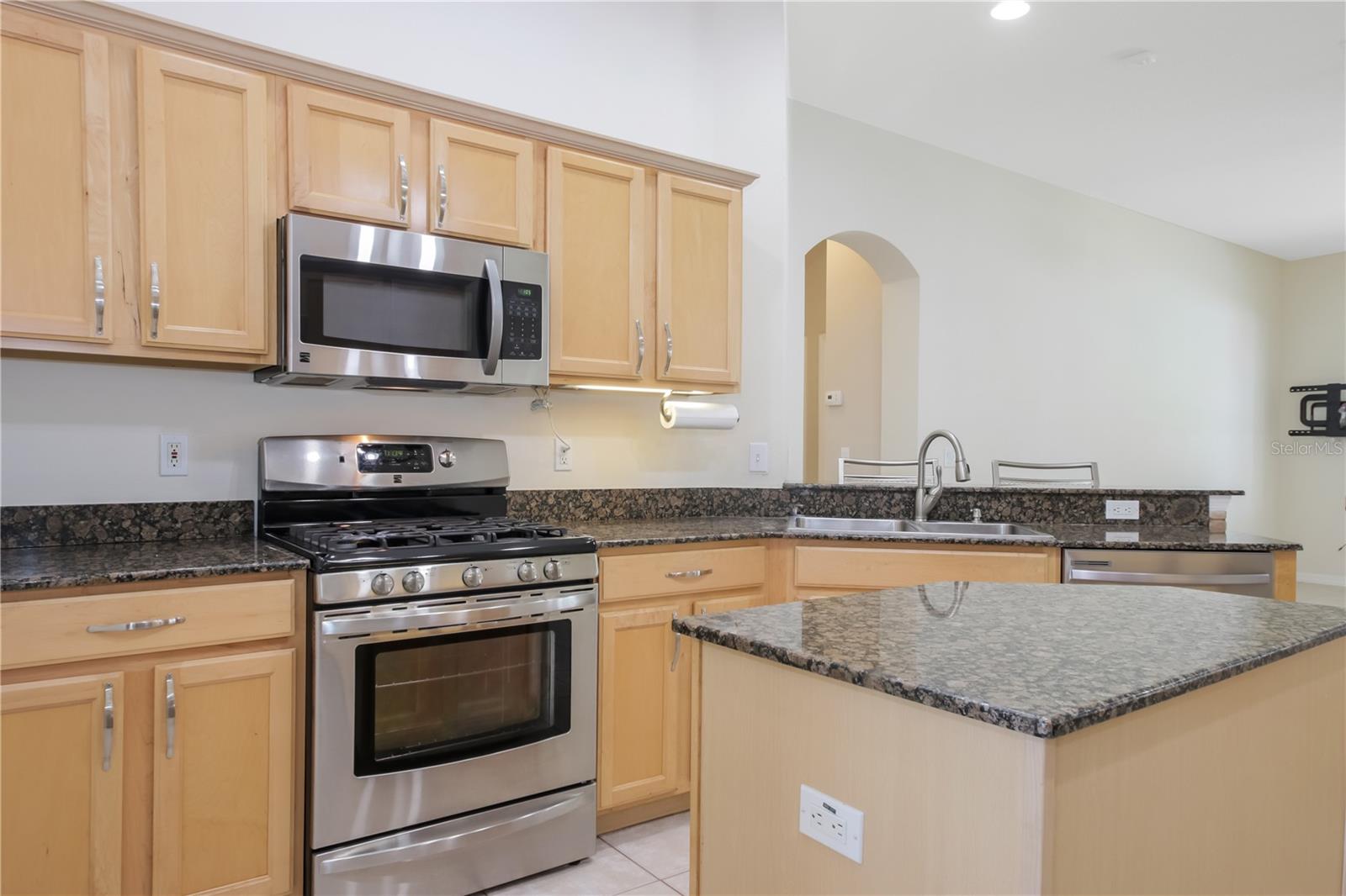 RANGELINE WOODS - Residential