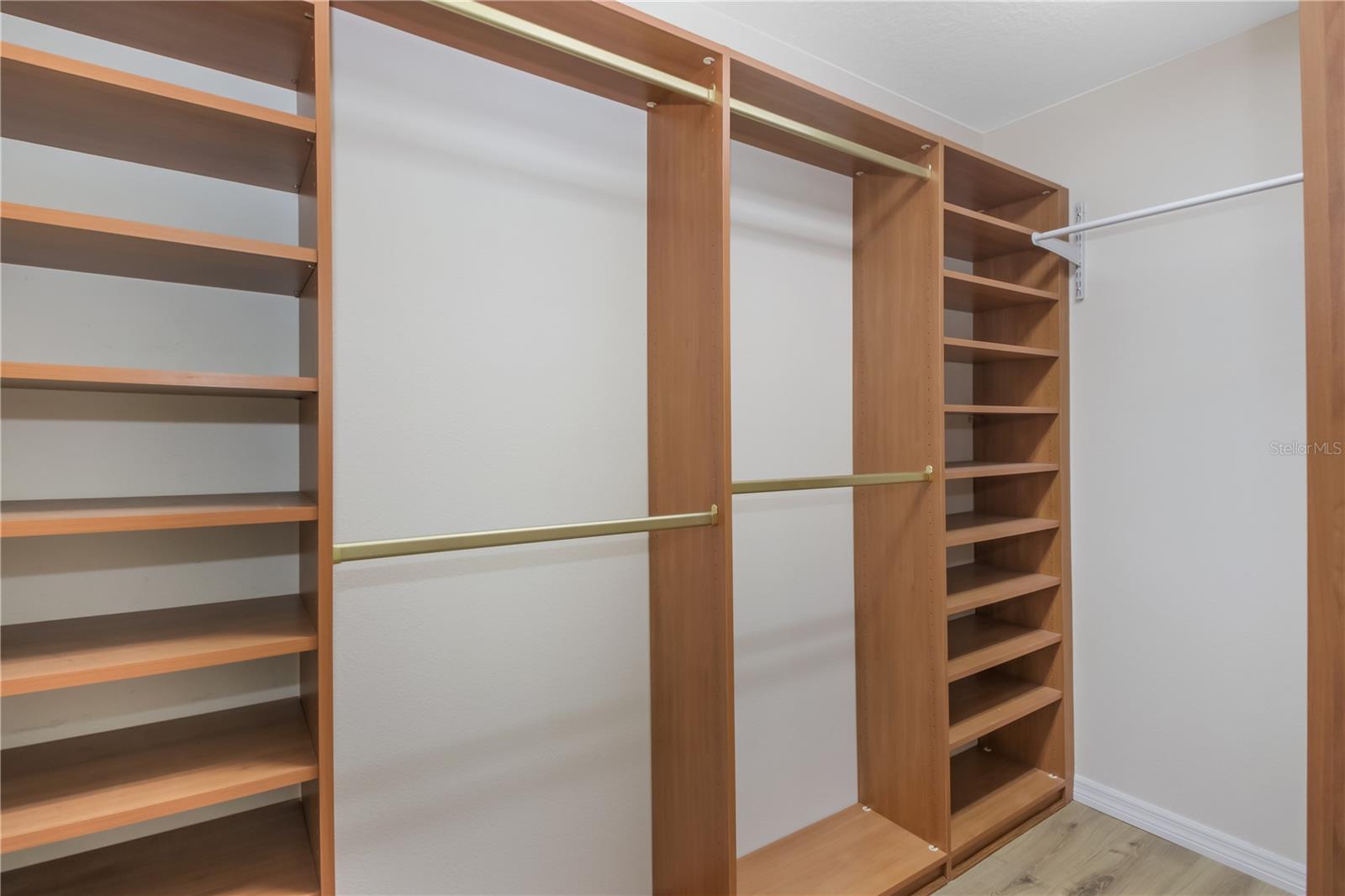 RANGELINE WOODS - Residential