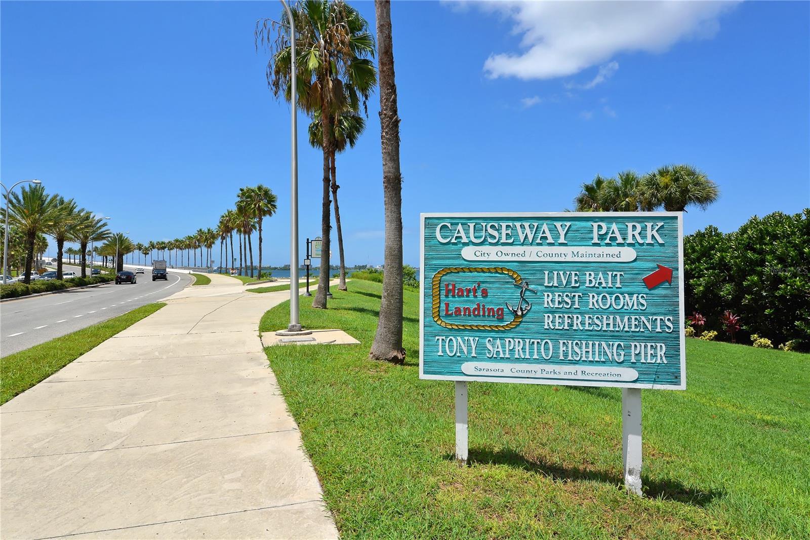 SUNSET TOWER - Residential