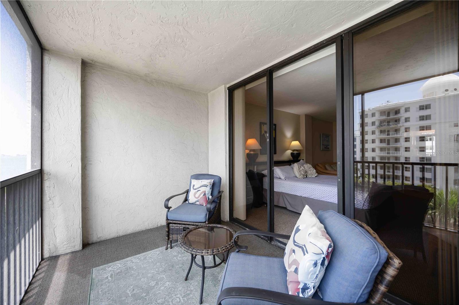 SUNSET TOWER - Residential