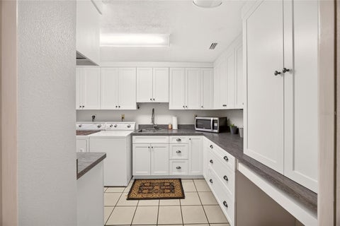 Tiny photo for 2750 NE 175th Street Road, Citra, FL 32113 (MLS # OM733894)
