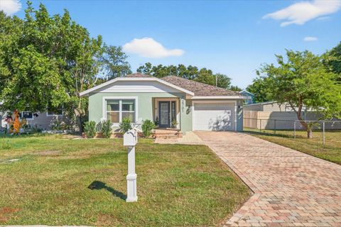 Photo of 2701 24th Avenue N, St Petersburg, FL 33713 (MLS # W7880102)