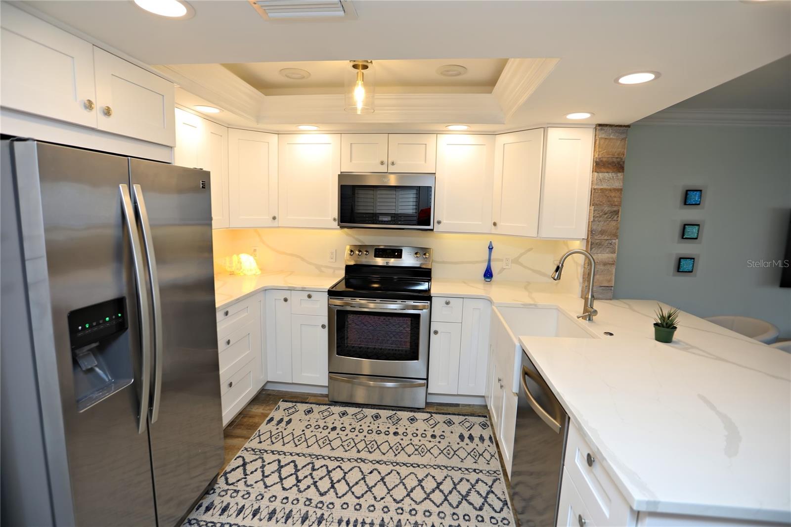 103 1ST STREET E 113