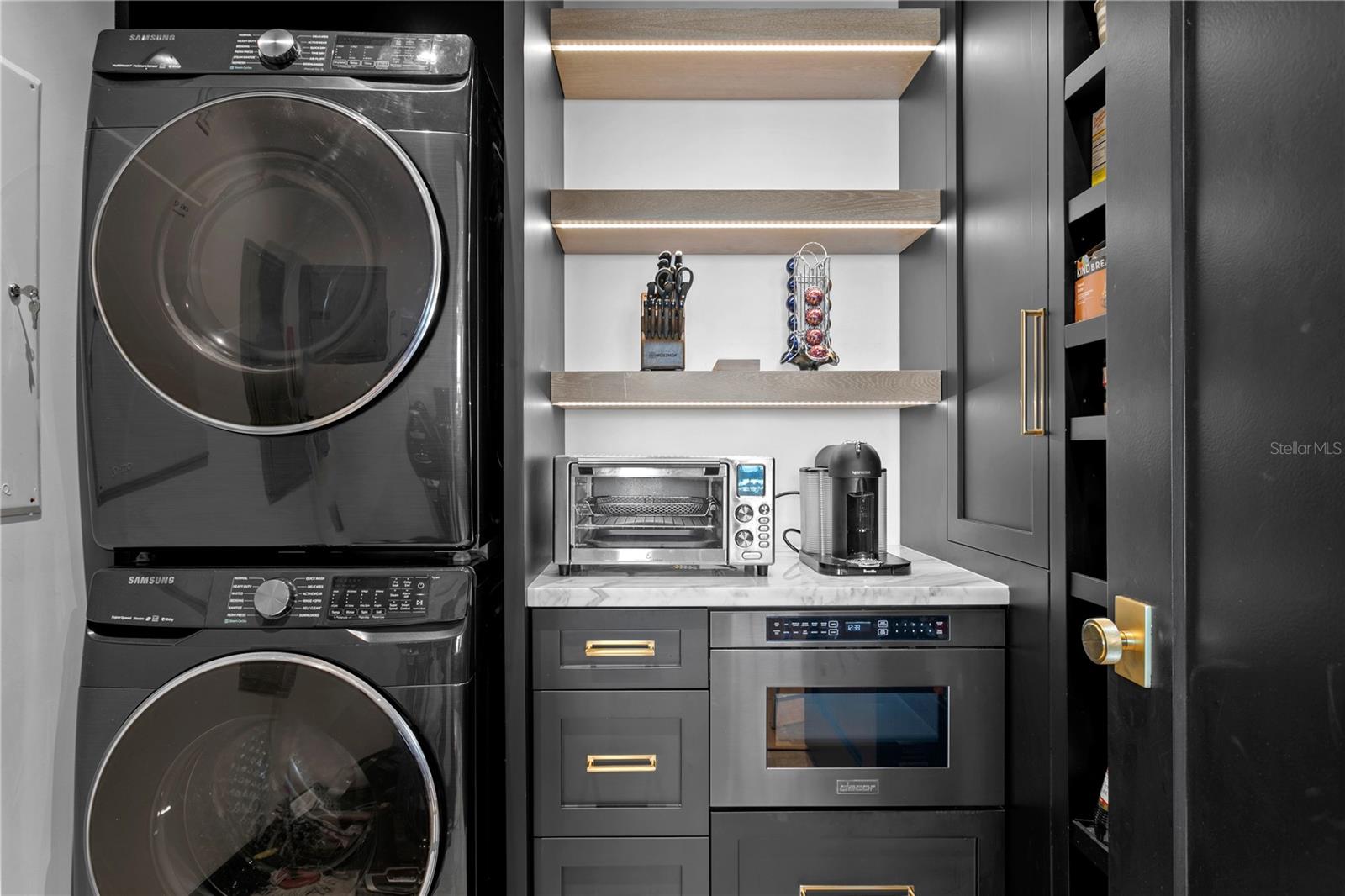 TOWERS OF CHANNELSIDE CONDOMIN - Residential