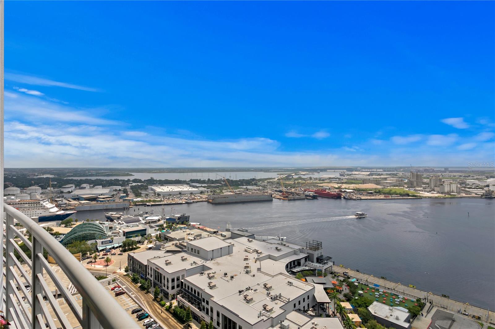 TOWERS OF CHANNELSIDE CONDOMIN - Residential