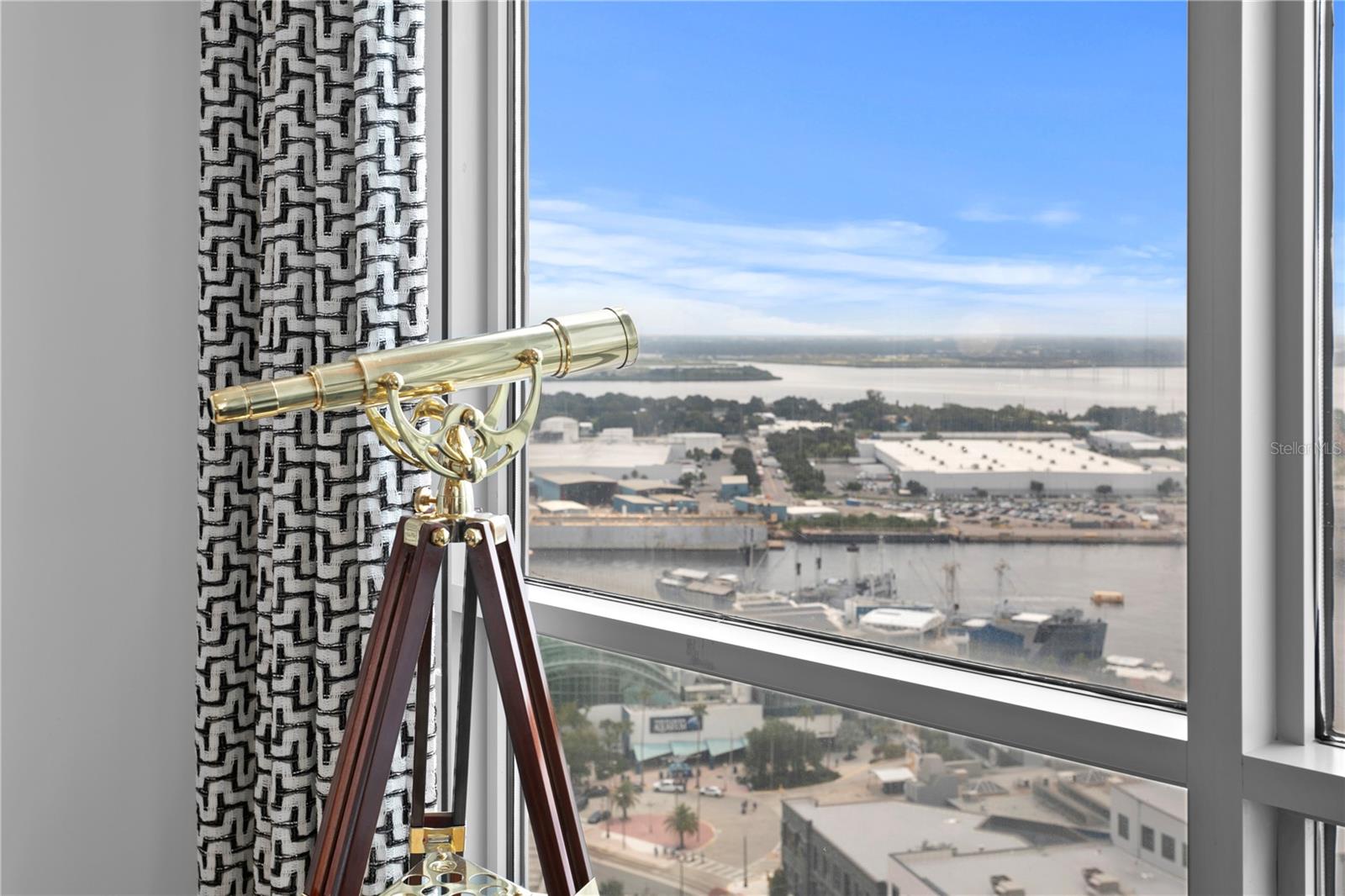 TOWERS OF CHANNELSIDE CONDOMIN - Residential