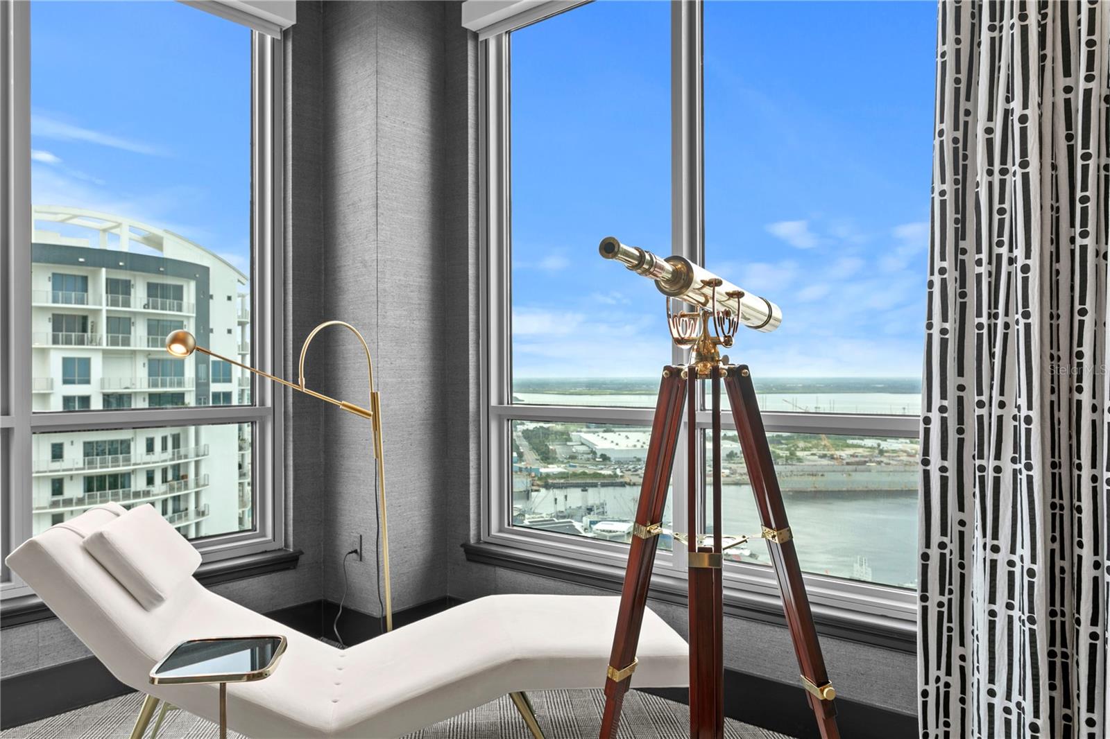 TOWERS OF CHANNELSIDE CONDOMIN - Residential