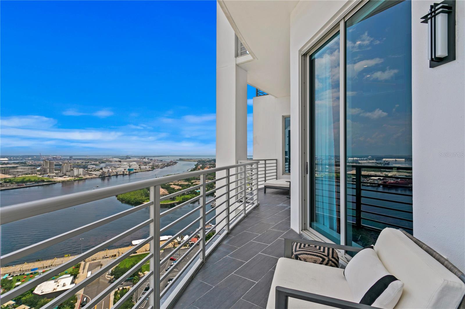 TOWERS OF CHANNELSIDE CONDOMIN - Residential