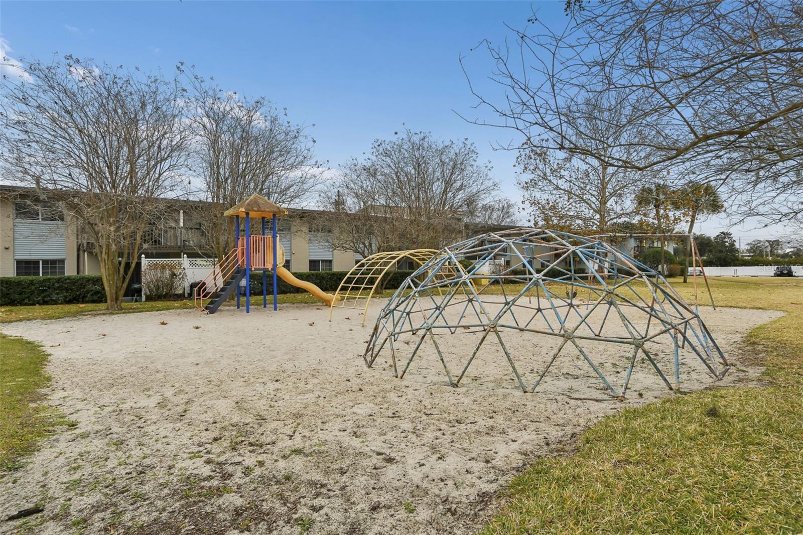 WATERFALL COVE - Residential