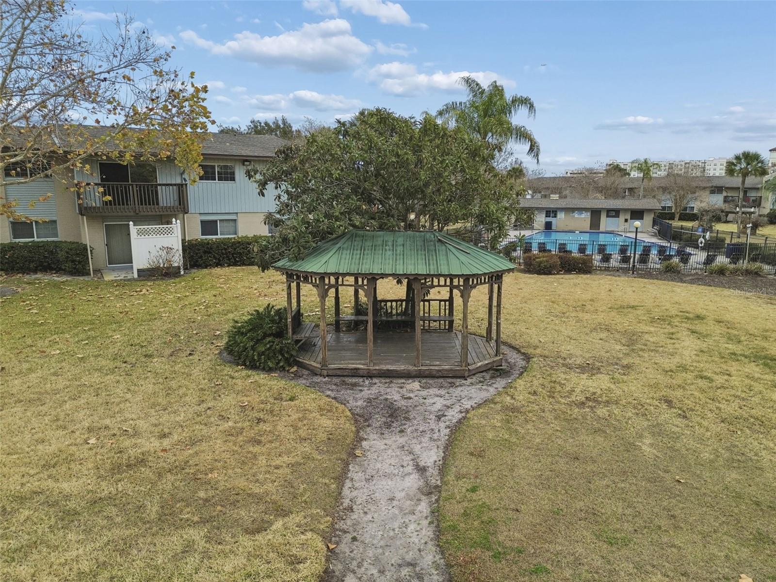 WATERFALL COVE - Residential