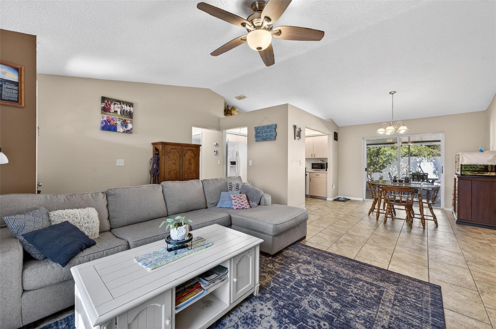 504 SANDPIPER COURT