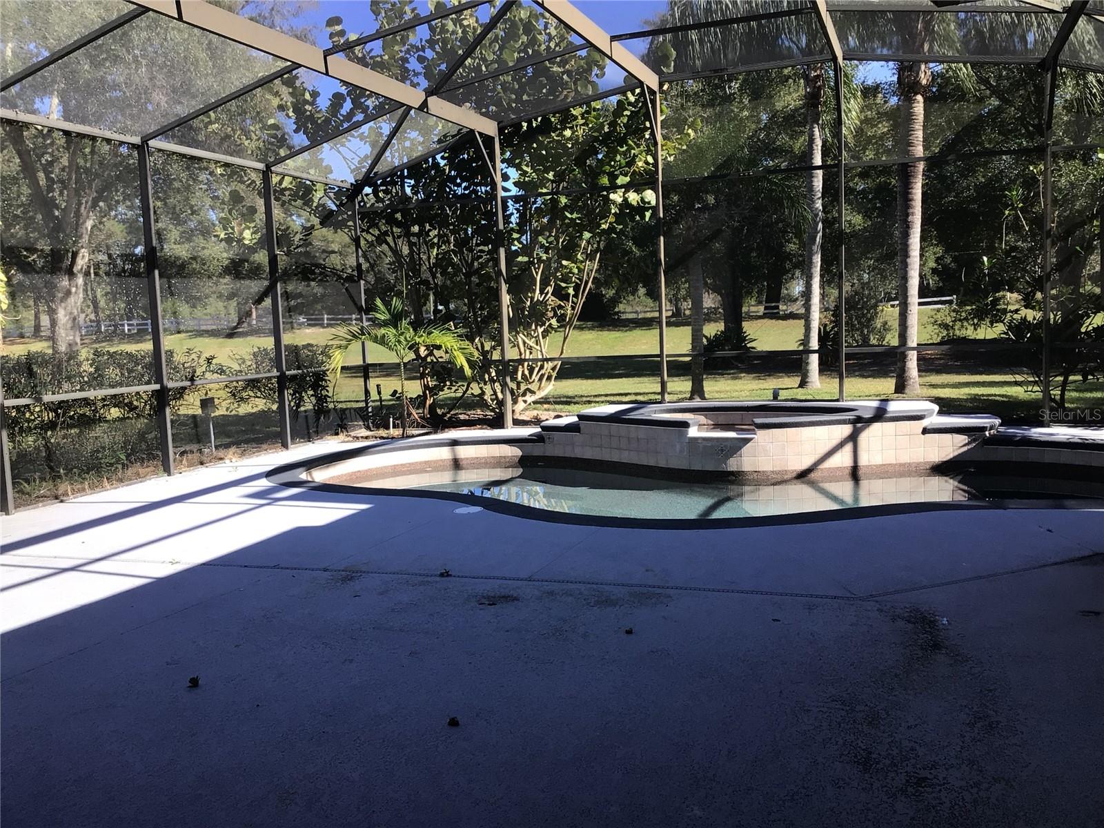 ESTATES AT WINDERMERE - Residential Lease